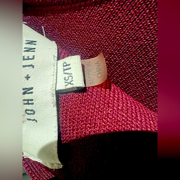 John & Jenn Knit Long Sleeve Burgundy Dress As Seen on Rent The Runway - Picture 4 of 7